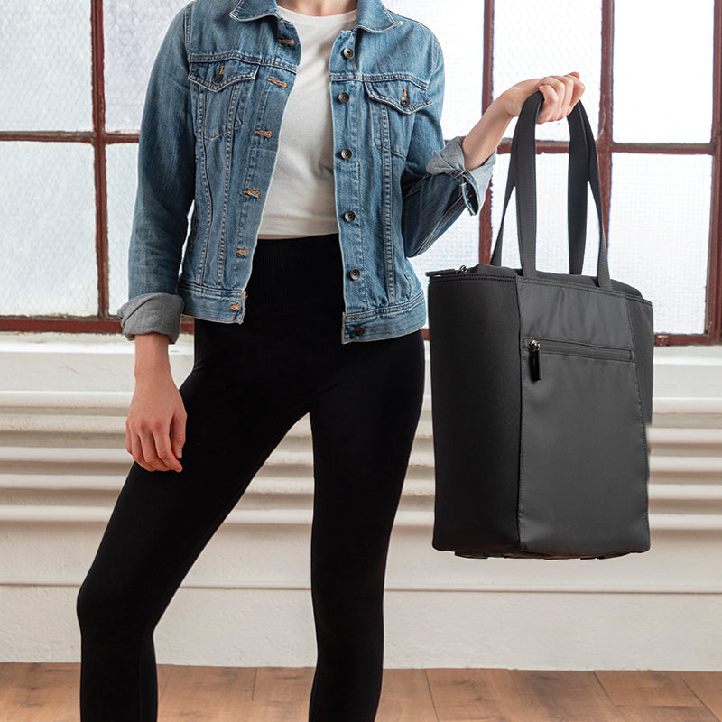 関税込【TATRAS】Tote Bags The LEIGHway Tote – LEIGH ShoeCase Company